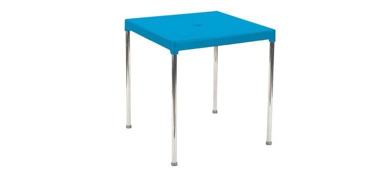 plastic tables